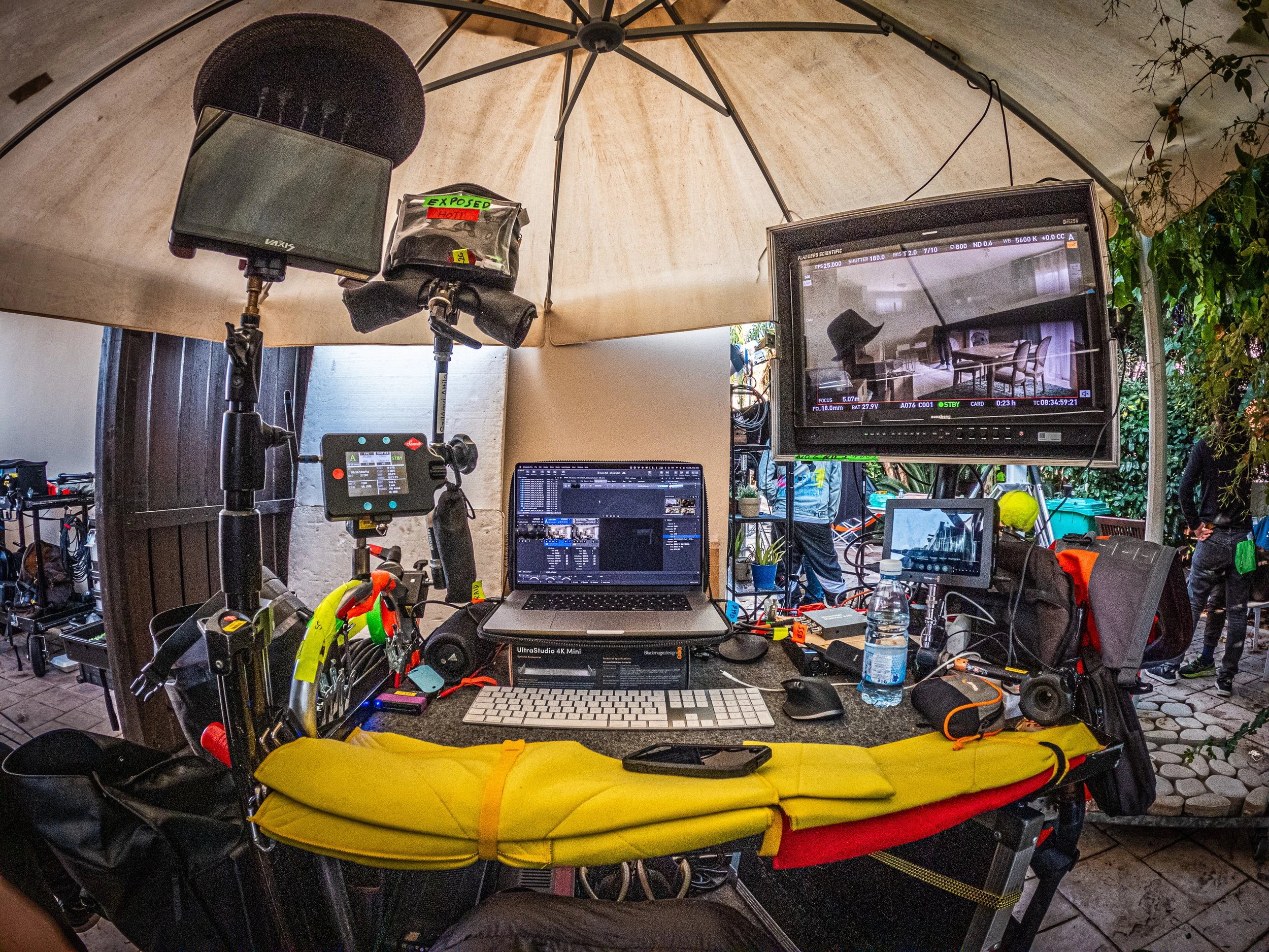 A working DIT station on location